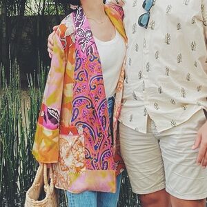 Colorful kimono with tie